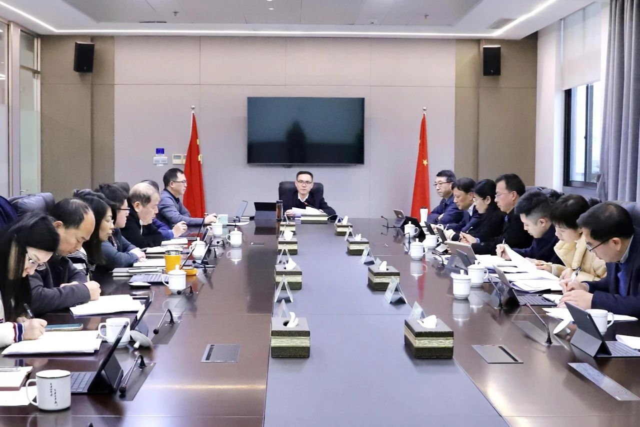 省二輕集團傳達(dá)貫徹全國兩會精神